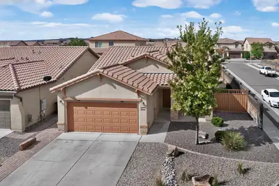 9605 Basalt Peak Drive NW, Albuquerque, NM 87114 