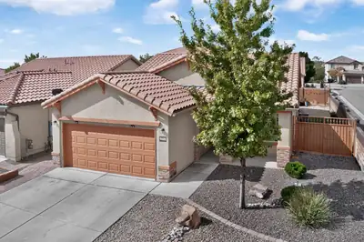 9605 Basalt Peak Drive NW, Albuquerque, NM 87114 