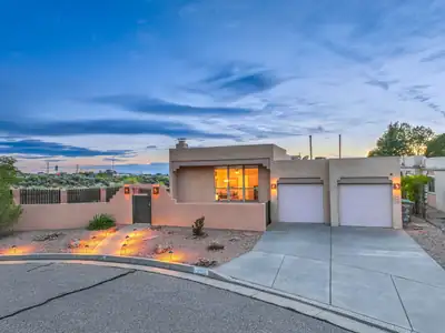 12601 Carmel Court NE, Albuquerque, NM 87122 
