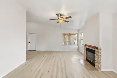 7701 Santa Lucia Street NW, Albuquerque, NM 87120 