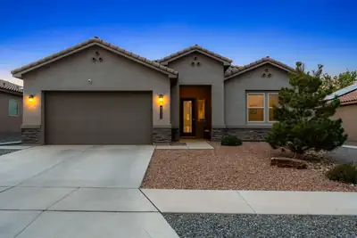6215 Basil Place NW, Albuquerque
