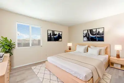 148 Pearl Drive NE, Rio Rancho, NM 87124 