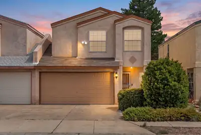 1910 Moneda Drive NW, Albuquerque
