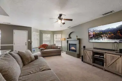 1910 Moneda Drive NW, Albuquerque, NM 87120 