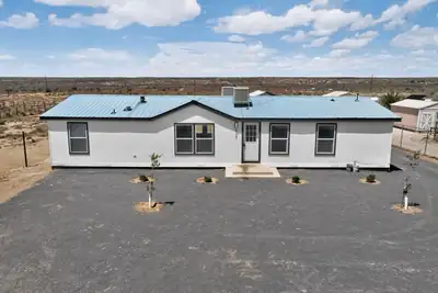 517 E 1st Street NW 11, Rio Rancho, NM 87144 