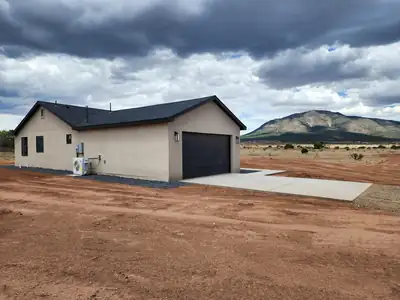 3 Luna Del Prado, Edgewood, NM 87015 
