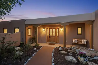 2000 W Mate Court NE, Rio Rancho