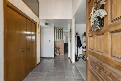 2410 Sunshine Road SW, Albuquerque, NM 87105 