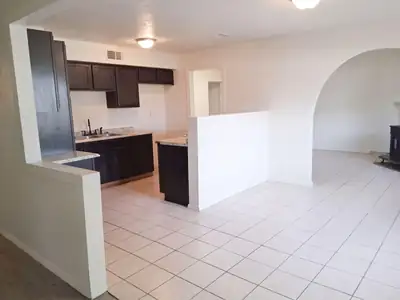 1817 Corte Eduardo Street SW, Albuquerque, NM 87105 