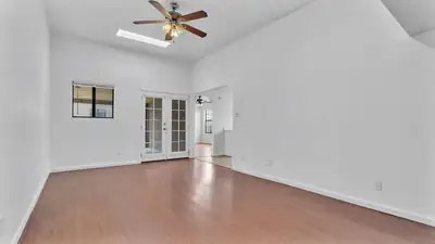 112 Hilton Avenue NW, Albuquerque, NM 87107 