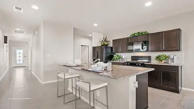 1437 Calle Oeste NW, Los Lunas, NM 87031 