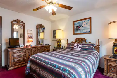 4121 Glen Canyon Road NE, Albuquerque