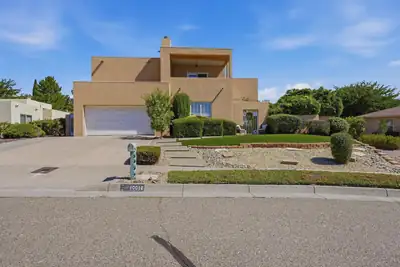 10016 Academy Knolls Drive NE, Albuquerque, NM 87111 