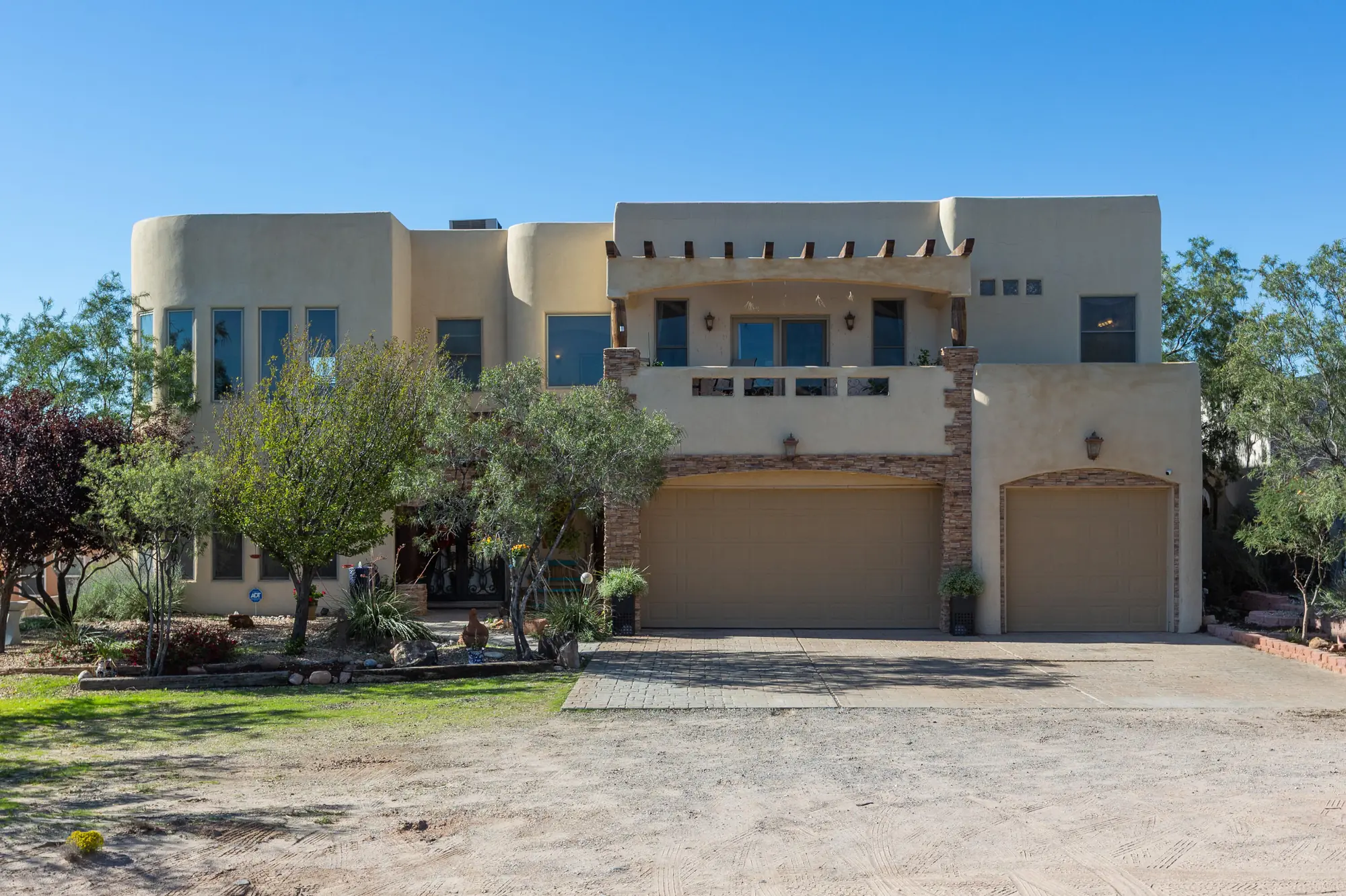 1261 Monterrey Road NE, Rio Rancho, NM 87144