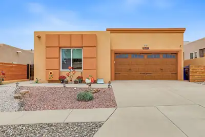 10019 Irbid Road NE, Albuquerque