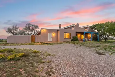79 Cerro Del Alamo, Santa Fe
