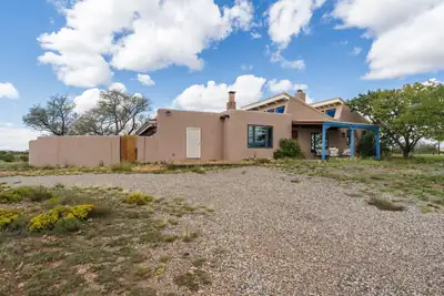 79 Cerro Del Alamo, Santa Fe, NM 87507 