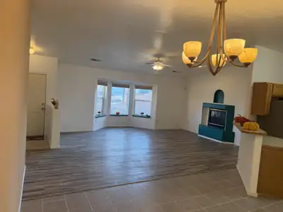 3325 21st Avenue SE, Rio Rancho, NM 87124 