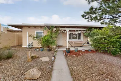 2808 Kathryn Avenue SE, Albuquerque