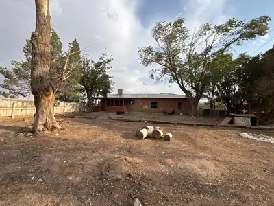 1126 New Mexico 304, Veguita