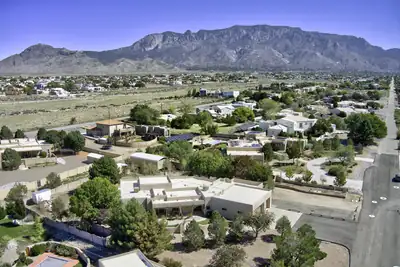 9175 Wilshire Avenue NE, Albuquerque, NM 87122 