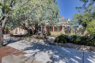 909 Copper Avenue NW, Albuquerque