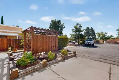 6623 Saint Josephs Avenue NW, Albuquerque, NM 87120 