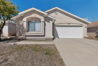 10309 Johncock Avenue SW, Albuquerque, NM 87121 
