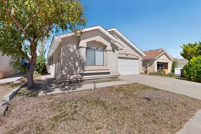 10309 Johncock Avenue SW, Albuquerque, NM 87121 