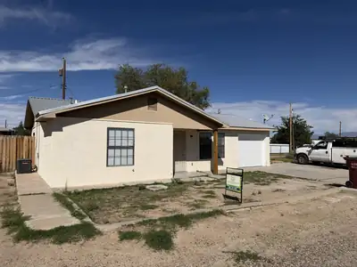 1624 Beatrice Lane, Belen, NM 87002 