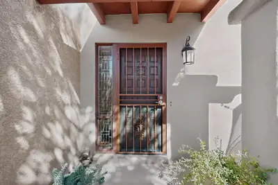 2925 Cutler Avenue NE, Albuquerque, NM 87106 