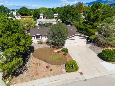 6517 Colleen Avenue NE, Albuquerque, NM 87109 