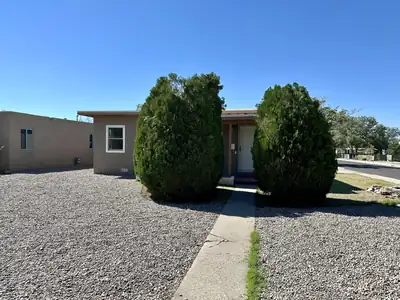 701 Cardenas Drive SE, Albuquerque, NM 87108 