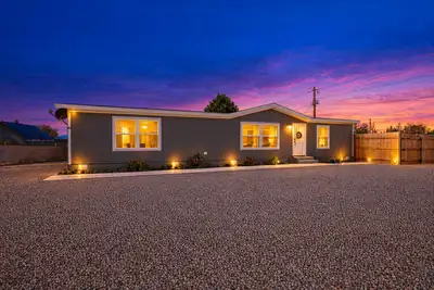 809 Maple Avenue, Moriarty, NM 87035 