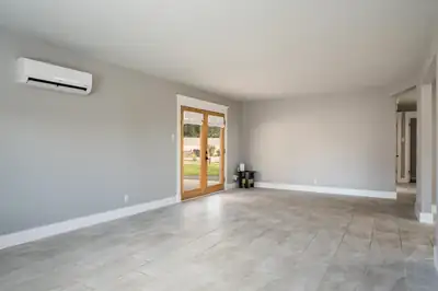 9109 Somervell Court NE, Albuquerque, NM 87112 