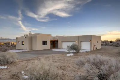 1597 Camino de la Tierra Road, Corrales, NM 87048 