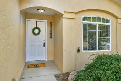 10515 Country Manor Place NW, Albuquerque, NM 87114 
