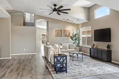 10515 Country Manor Place NW, Albuquerque, NM 87114 
