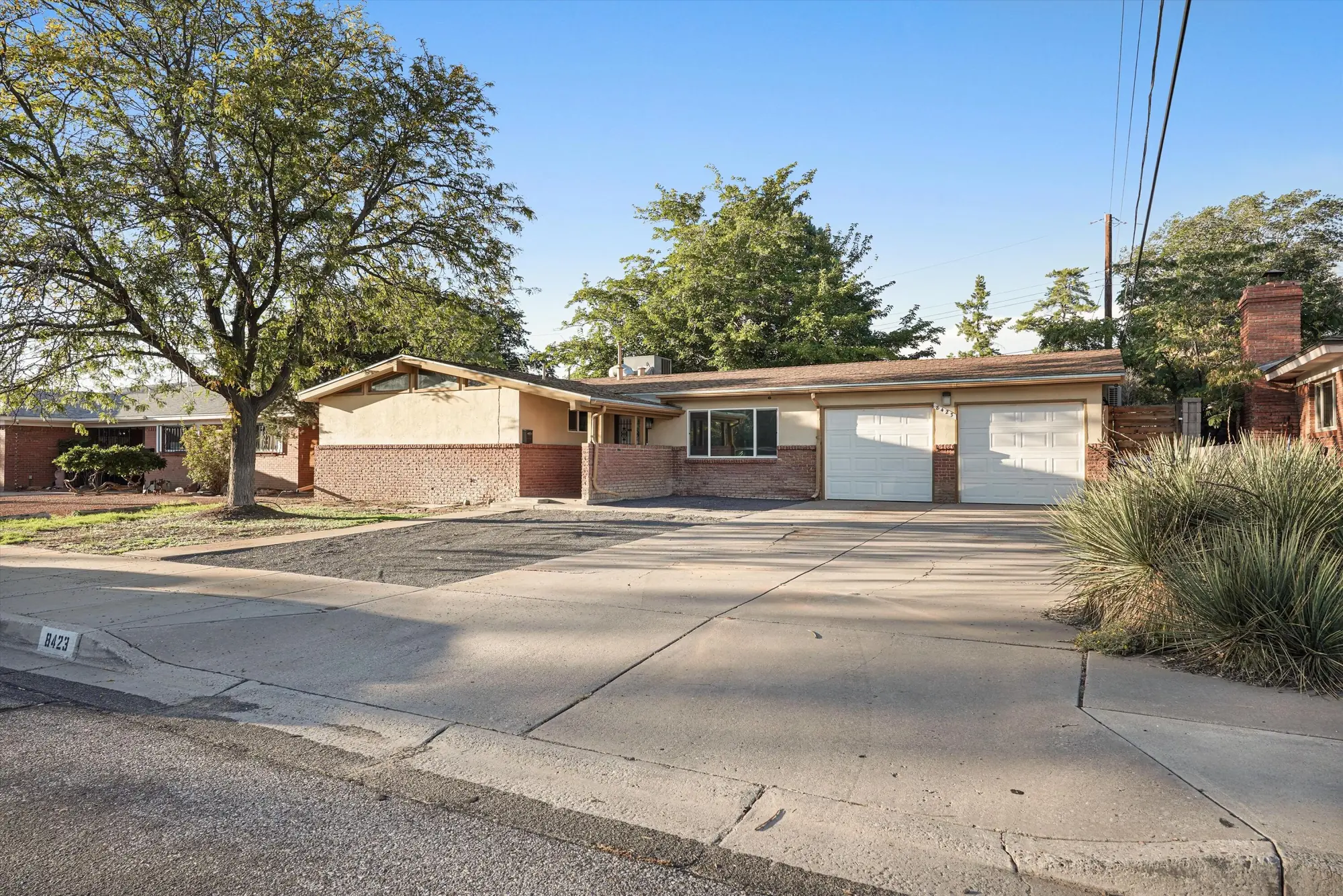 8423 Palo Duro Avenue NE, Albuquerque, NM 87111