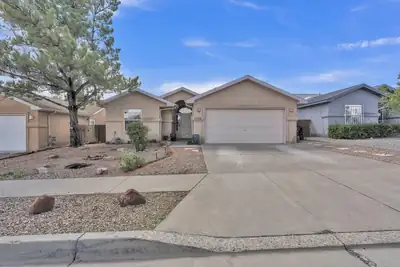 7208 Way Cross Avenue NW, Albuquerque, NM 87120 