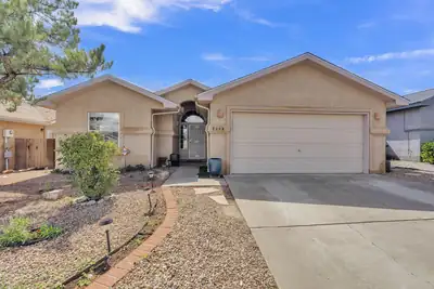 7208 Way Cross Avenue NW, Albuquerque, NM 87120 
