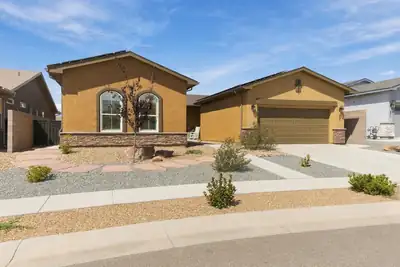 481 Pecos River Road SW, Los Lunas, NM 87031 