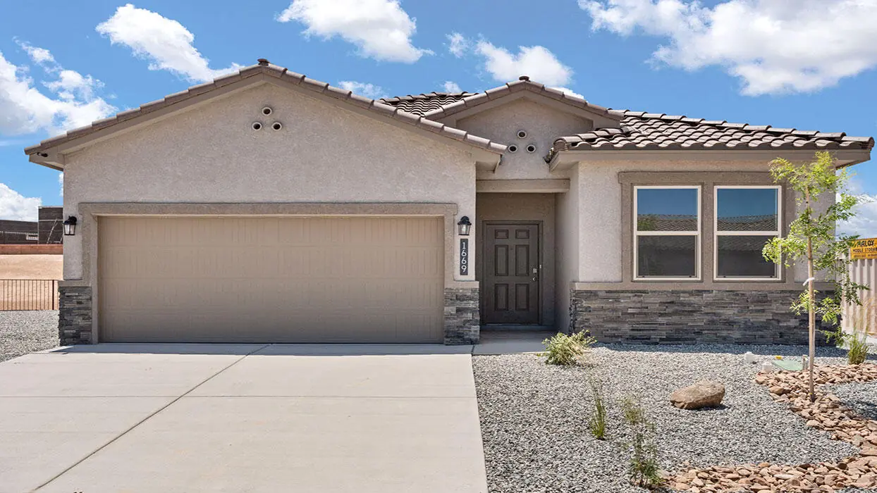 4229 Peakview Loop NE, Rio Rancho, NM 87144