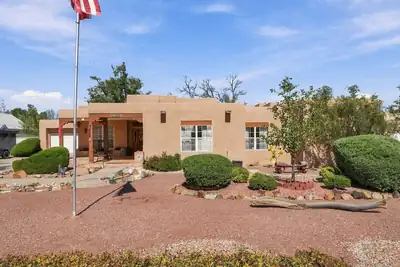 217 La Cienega Lane NW, Albuquerque