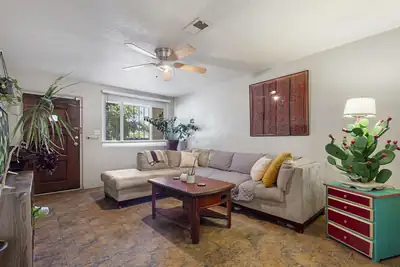 2804 Morningside Drive NE, Albuquerque, NM 87110 