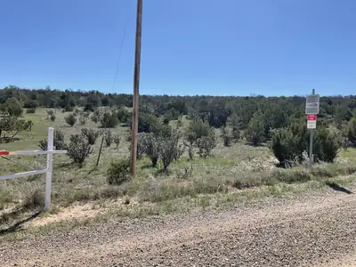 65 Las Colinas Road, Edgewood, NM 87015 