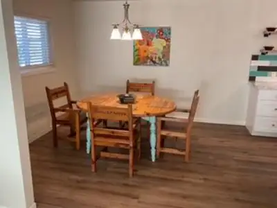 4104 6th Street NW, Albuquerque, NM 87107 
