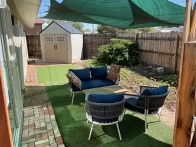 4104 6th Street NW, Albuquerque, NM 87107 