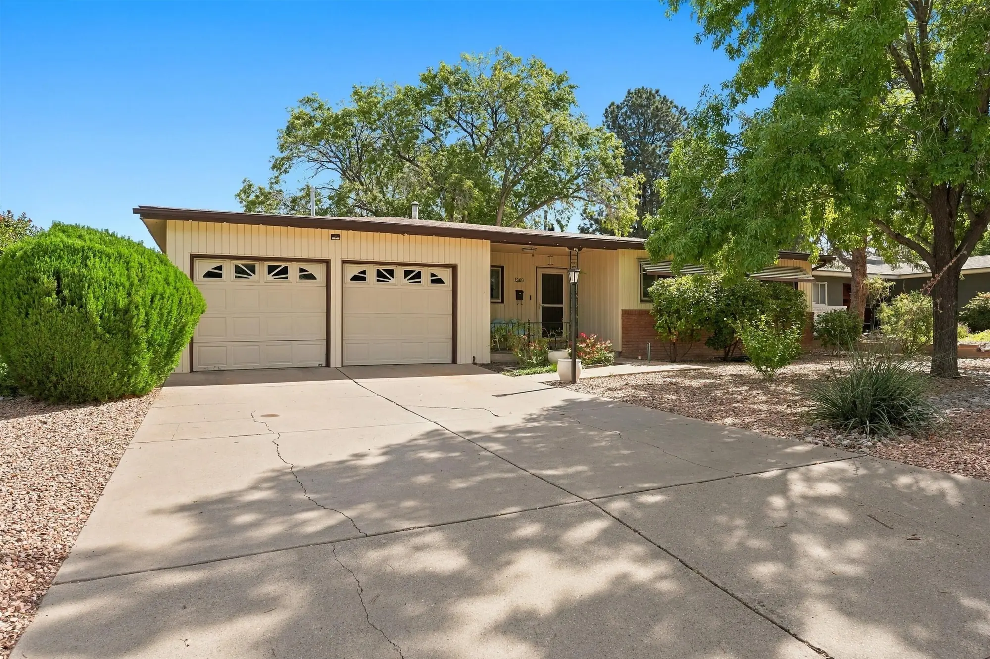 1300 Mesilla Street NE, Albuquerque, NM 87110