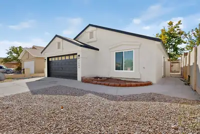 7604 Blue Avena Avenue SW, Albuquerque, NM 87121 